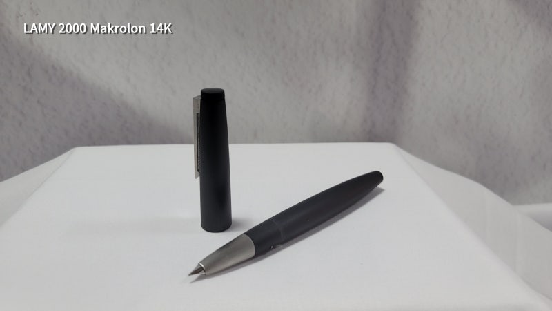 [ LAMY ] 라미 2000 Makrolon 만년필 14k black
