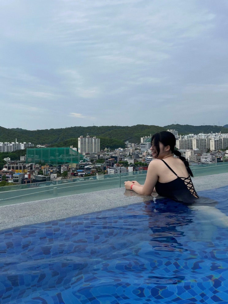  대구 수성못 숙소 : 호텔 수성 _ 수영장, 마운틴뷰 룸