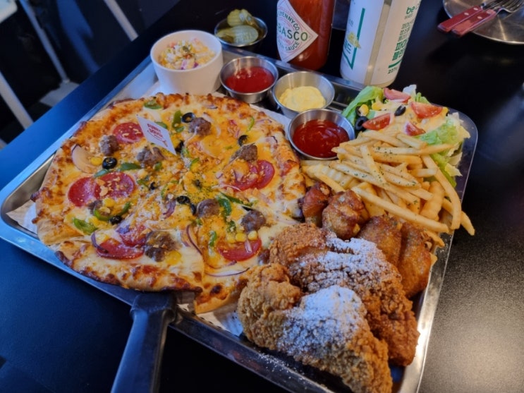  창원 상남동피자 맛집 "퍼니도우" 데이트 맛집으로 추천하는 분위기 술집!