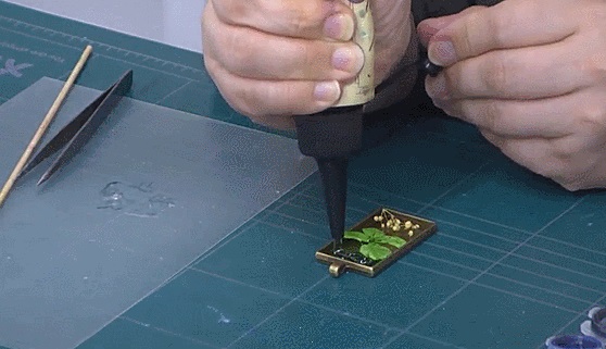  레진아트 재료는 무료 배우는 것도 알차게