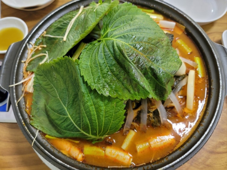  이렇게 국물이 찐하고, 푸짐한 감자탕은 첨이었다. 전주감자탕 군포당동점