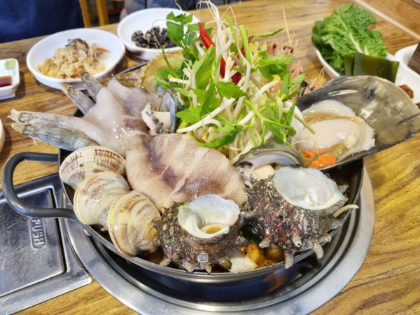 [제주도 맛집] 해산물 모듬의 진수!! 양도 맛도 좋은 정희네해물탕!!