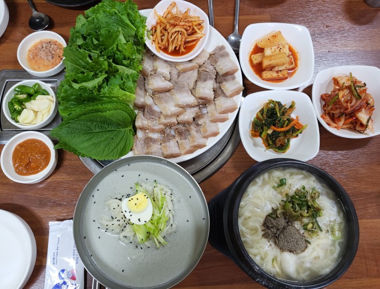 대전 중리동 맛집 '한뚝배기 손칼국수' : 칼국수, 콩국수, 수육
