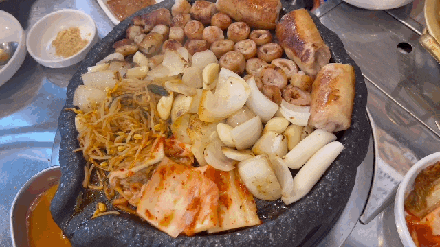 [<b>배곧</b>] 소 곱창전골부터 <b>막창</b>, 곱창까지 주민들만 아는 맛집... 