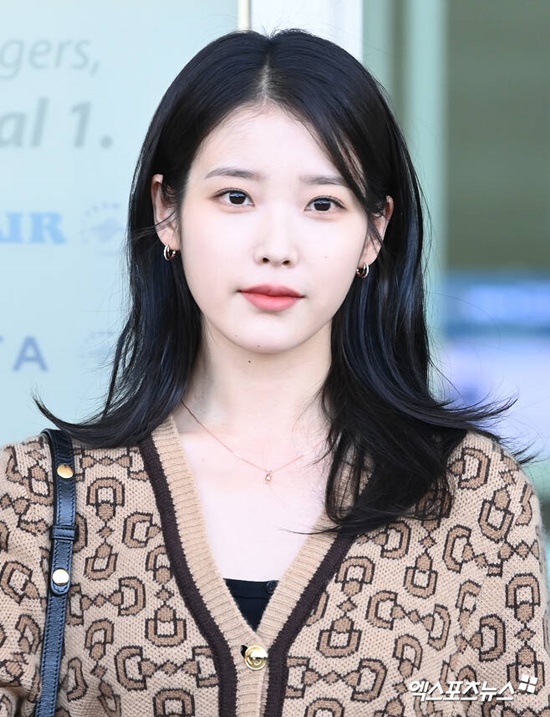 "10년전 해명 했는데.." 아이유, 공든탑 이대로 무너져야 하나?...해묵은 표절 논란