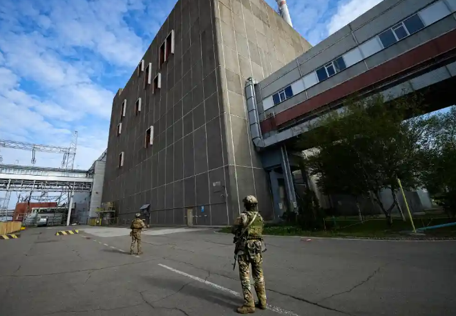 자포리즈히아 원자력 발전소, 러시아 피난 중 '파국적인' 인력 부족에 직면