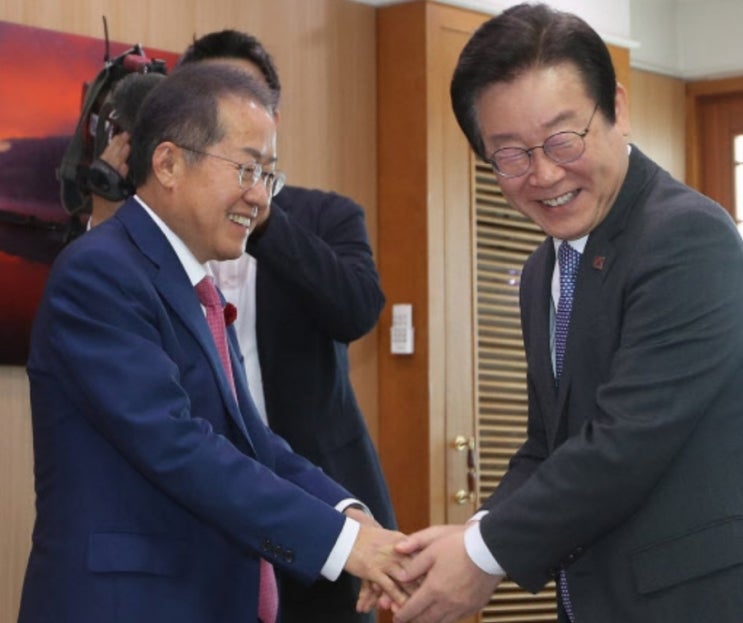 <b>홍준표</b>, 국힘당 <b>탈당</b>하는 것이 맞겠네. 이재명과 만나... 