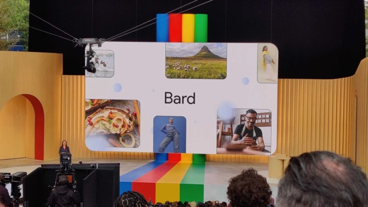 Google의 AI 챗봇 Bard 바드 공개