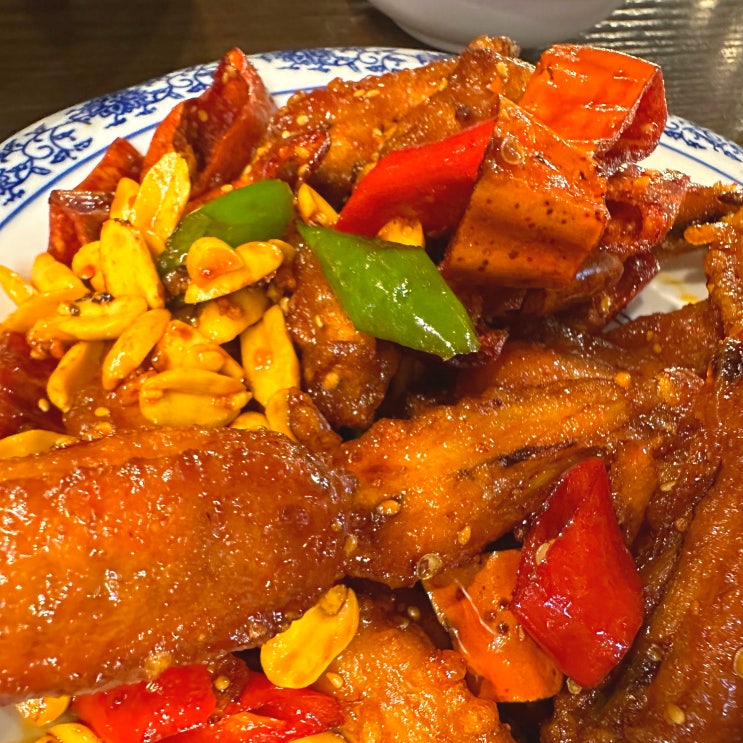  송도 애견동반식당 샤오바오우육면 깐풍닭날개 꼭 드셔보세요