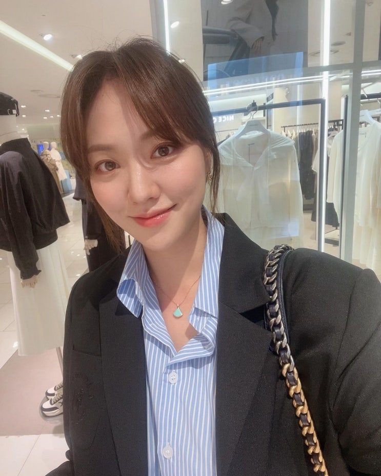걸그룹 헬로비너스 출신 채주화, '임신 5개월' 고백하며 초음파 사진 공개 걸그룹 헬로비너스 출신 채주화, '임신 5개월' 고백하며 초음파 사진 공개
