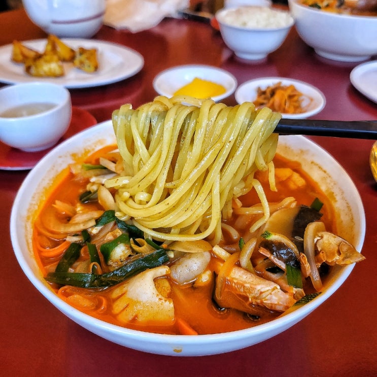  압구정 중국집 콰이, 짬뽕 먹었어요 (혼밥 가능)