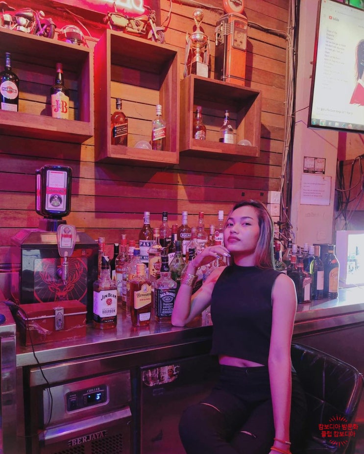  캄보디아 밤문화 시엠립 펍스트리트 75센트 생맥주가 주는 즐거움