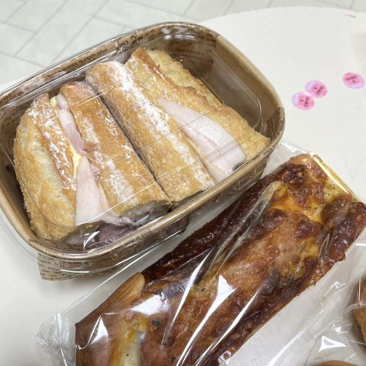 위례 빵집 카페, 유로피언 베이커피 잠봉뵈르 맛집 프롬더스크래치. 위례 빵집 카페, 유로피언 베이커피 잠봉뵈르 맛집 프롬더스크래치.
