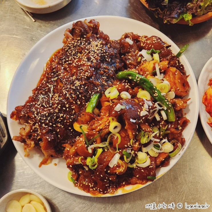 석남동 맛집 노포스러운 분위기 온기족발