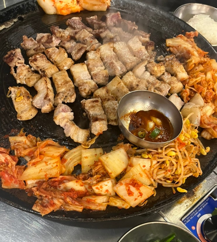 안산 삼겹살 맛집 '동두천솥뚜껑삼겹살 안산중앙점' 가격착한 고잔동 핫플