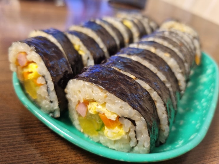 이것이 눈물나게 맛있는 엄마표 김밥! 집에서 간단히 김밥 만들기