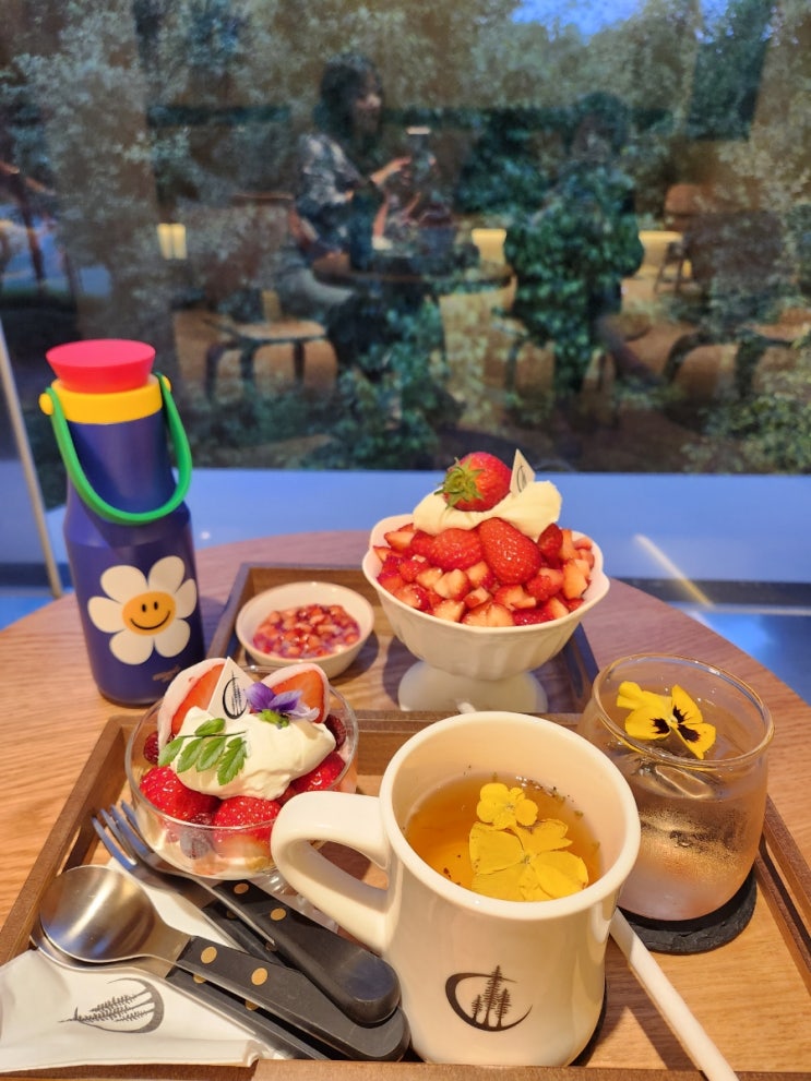 성수동 모찌 생과일 빙수 카페 서울숲 포레스트 성수동 모찌 생과일 빙수 카페 서울숲 포레스트