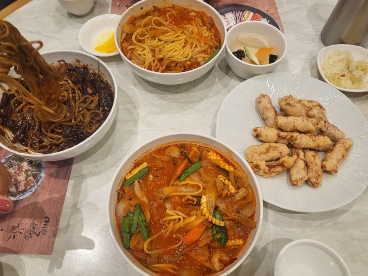  롯데 백화점 동탄점 일일향  ( 메뉴판 가격 )