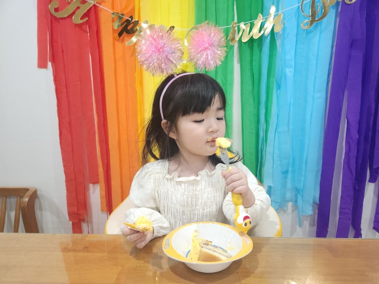  핑크퐁 파리바게트 아기상어 케이크