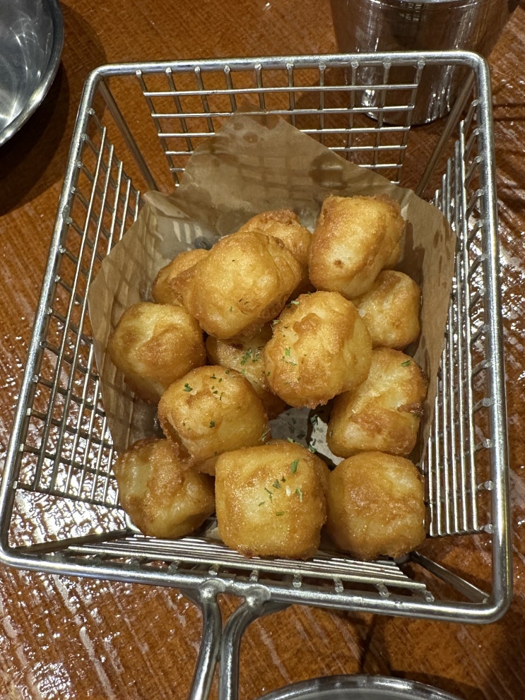  [크라운호프 건대점] 쌀통닭,크라운생맥주,흑맥주,국물떡볶이,우유튀김 후기