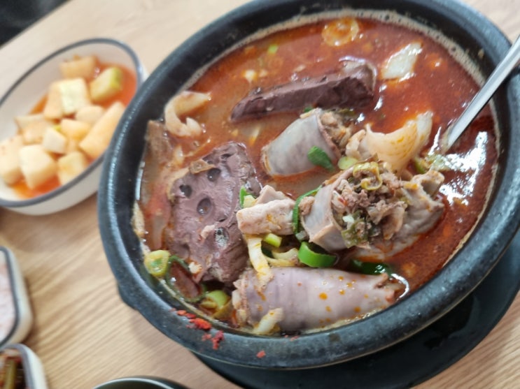  [이천해장국] 숙취해소 음식. 선지와 토종순대가 듬뿍 들어있는 백암토종순대.