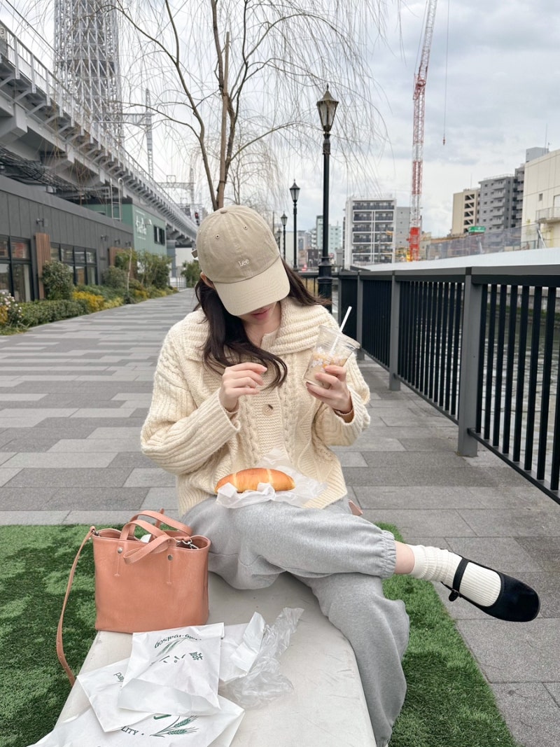 23년 2월 도쿄여행 day5 🥹🥐🏞️ /  시오빵야팡메종소금빵빵메종,락피쉬메리제인조거팬츠코디,미닛뮤트리무드백,Lee볼캡모자,도쿄마지막날일정,오시아게 : 네이버 블로그