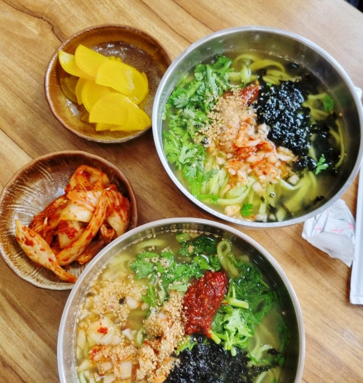  연산동 - 배산역 근처 맛집 김필남 손칼국수(feat.얼큰한매운맛)