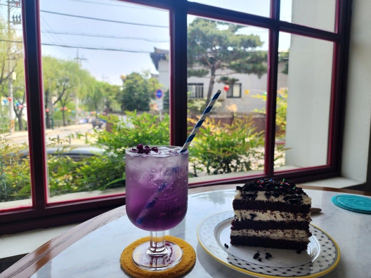  [수원 행궁동 카페] 행궁동 꽃향기 가득한 디저트 맛집 '루소홈'