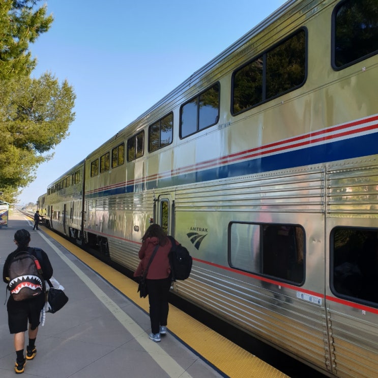  샌디에고에서 LA 암트랙(Amtrak) 기차