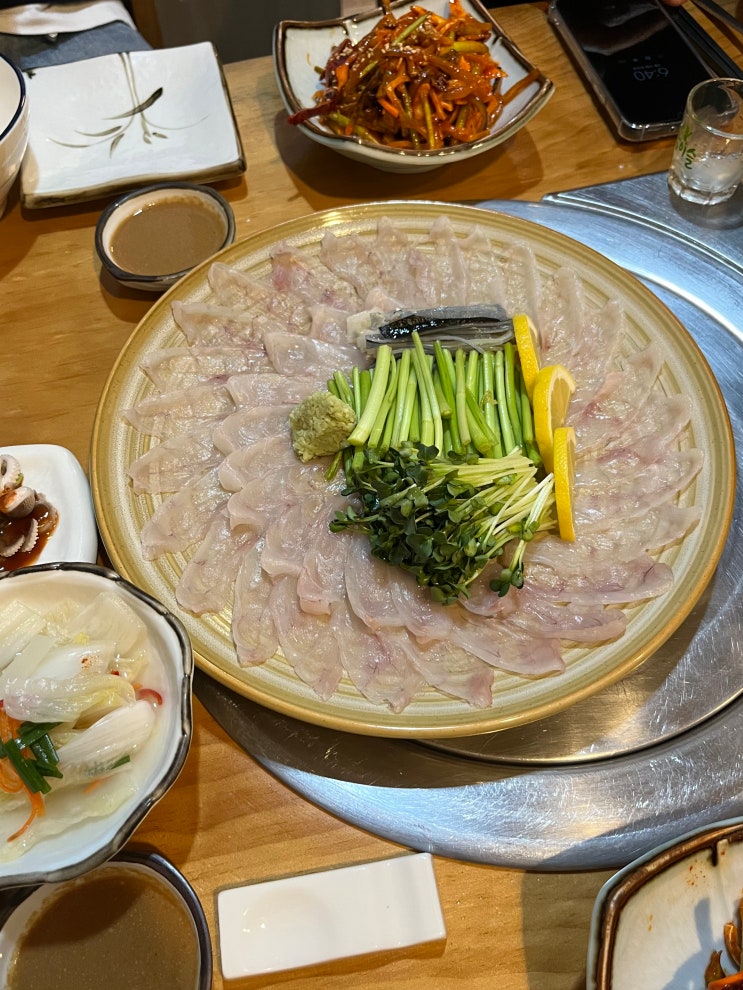 인천시청역 맛집 "형제복집", 복어 풀코스로 식사 대접