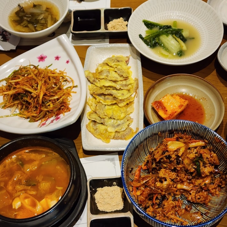 광주 육전 맛집 상무지구 한옥 또갈집