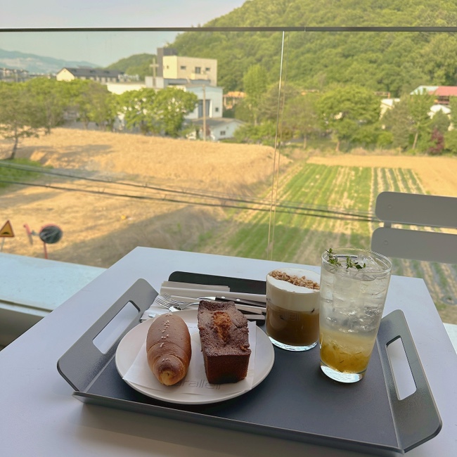  용인 카페 | 용인대형카페 뷰맛집 용인베이커리 카페 페러렐