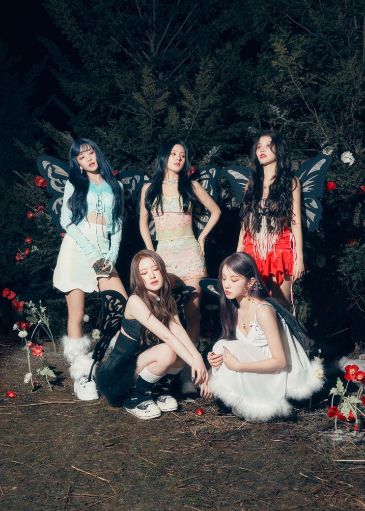  3세대 걸그룹 (여자)아이들 미니 6집 퀸카(Queencard)로 컴백
