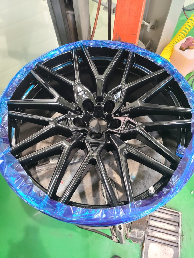 경기 오산 외삼미로 / 휠복원/도색 / BMW / X6