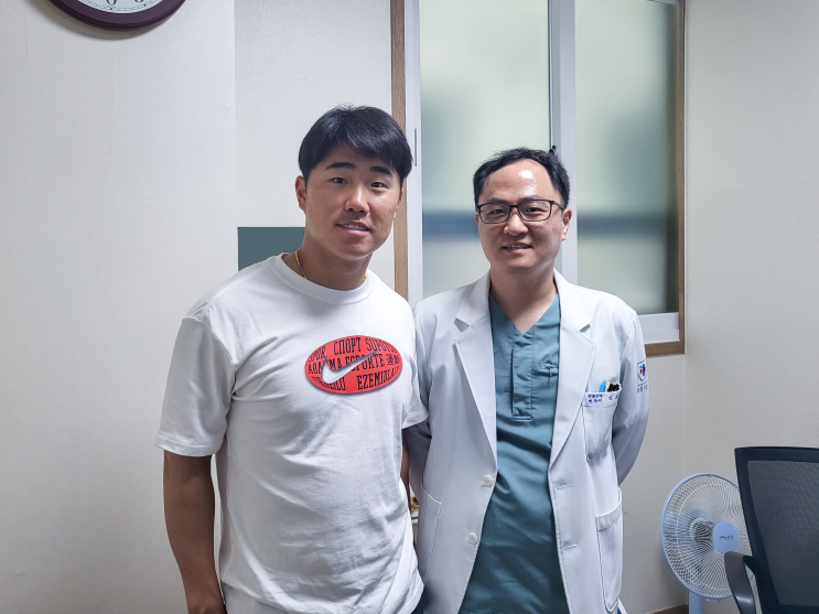 [부산 정형외과 세흥병원] kt wiz <b>신본기 선수</b> 내원