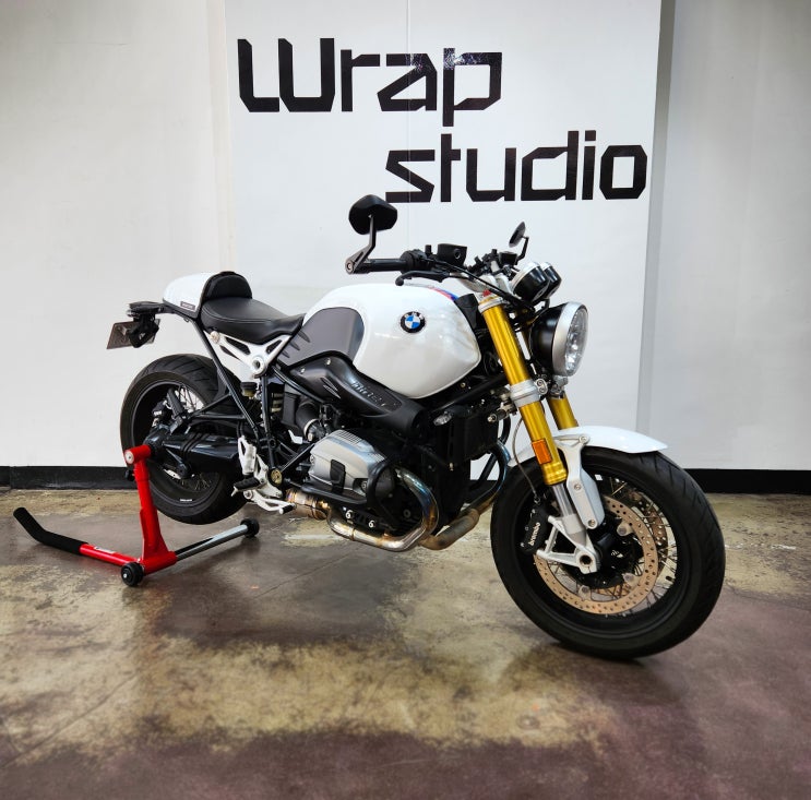 BMW 알나인티(RnineT) 전체랩핑 시공 (3M)