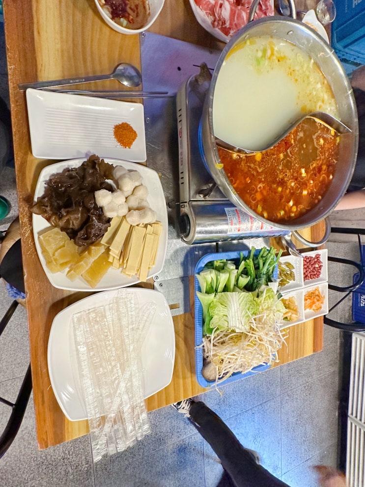 익산맛집 - 삼국양꼬치 마라탕도 좋지만, 홍탕,백탕 반반훠궈가 진리