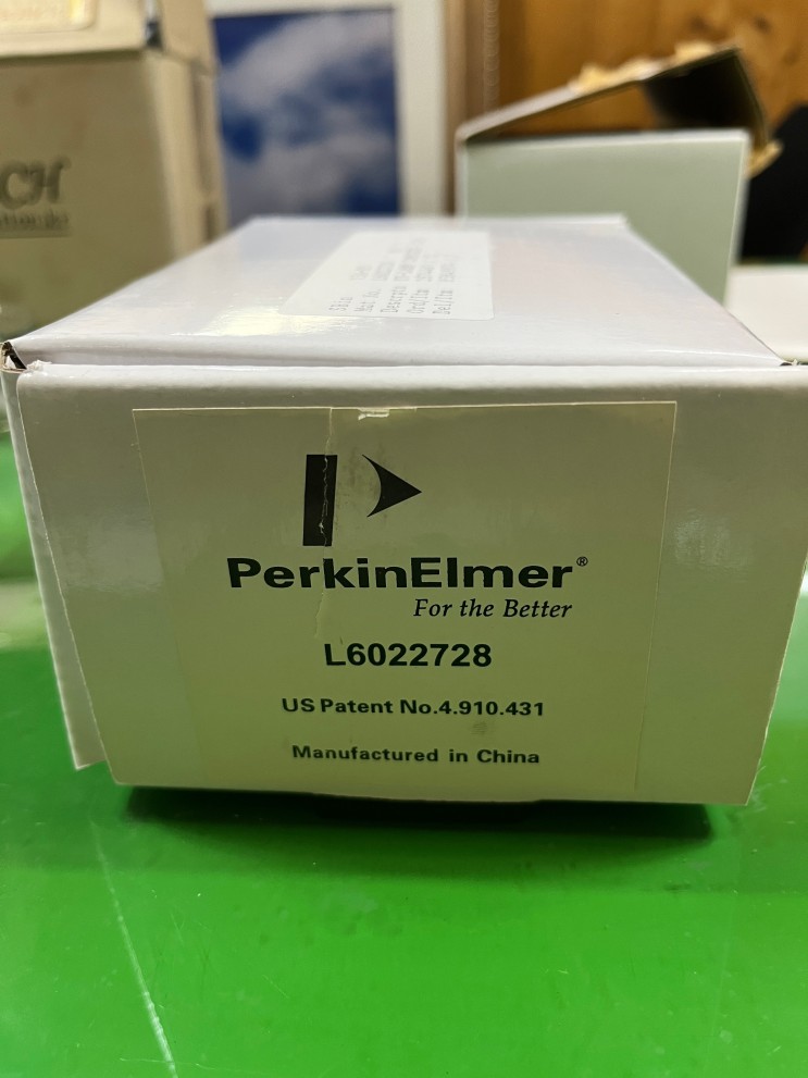 PerkinElmer_ Replacing the Deuterium Lamp Lamda Series L6022728