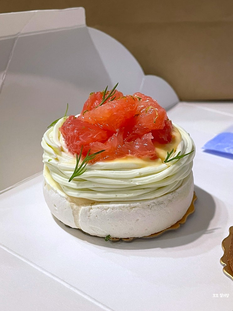  강남구청 디저트 카페 바닐라타르트 봄의시트러스 맛보기 - 쎄쎄종