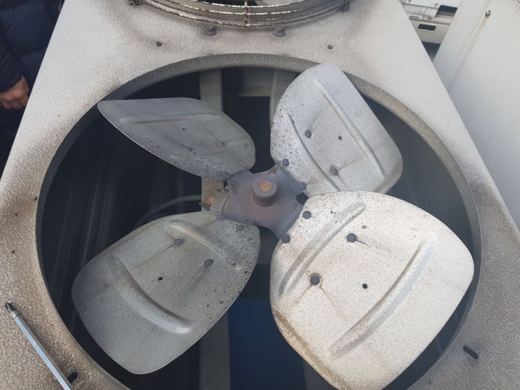  항온 항습기 장애 처리 Fan Motor 불량 교체