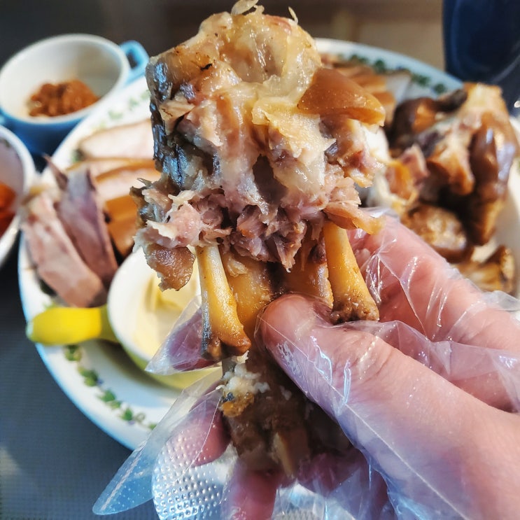 맛있는 녀석들, 제주흑돼지 앞다리 왕족발 '다미연' 맛있는 녀석들, 제주흑돼지 앞다리 왕족발 '다미연'