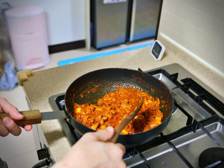  오늘저녁메뉴 조조수산 순살 닭볶음 밀키트