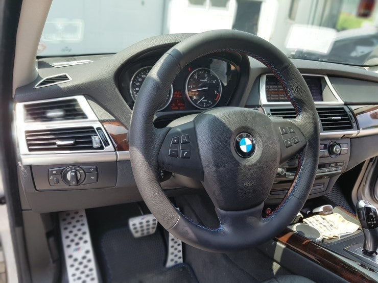 핸들가죽교체 / 두께보강 / 엄지걸이 / BMW / X5