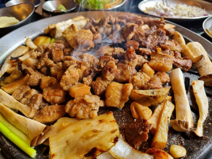  부산 해운대 오겹살과 돼지갈비 모두 맛있는 "넘버원 화로구이"