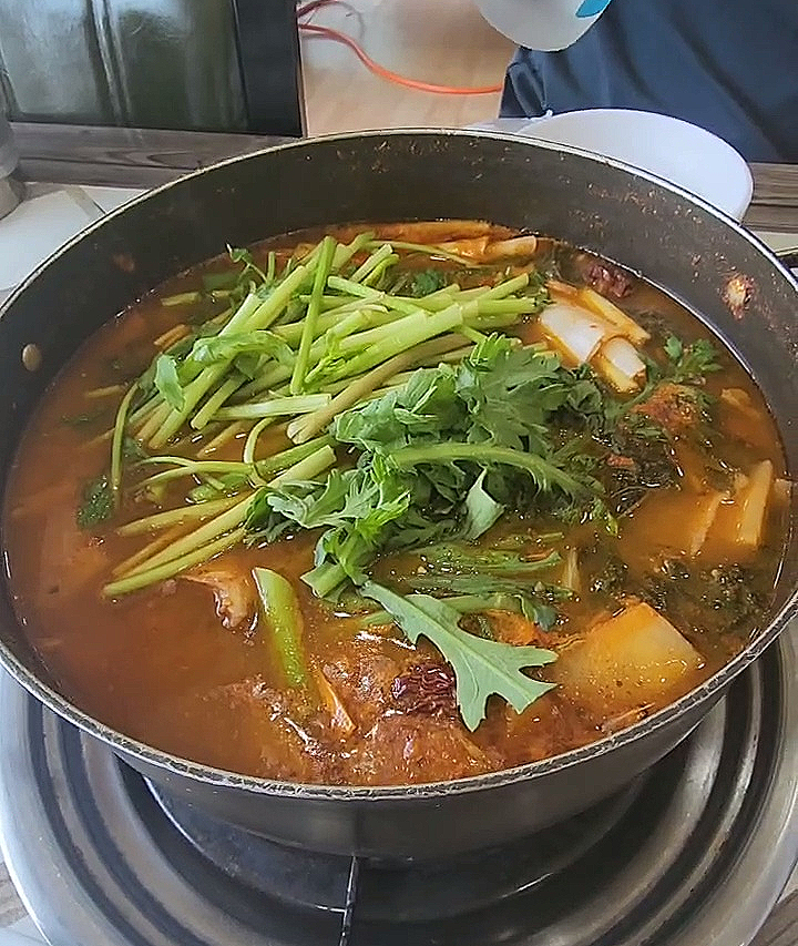  증평군매운탕 / 잡내가 없는 김포 메기매운탕