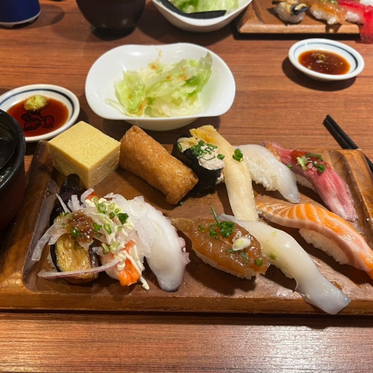 [강남 맛집] 줄서는 식당 , 갓덴스시 점심특선에 감탄한 최고 후기