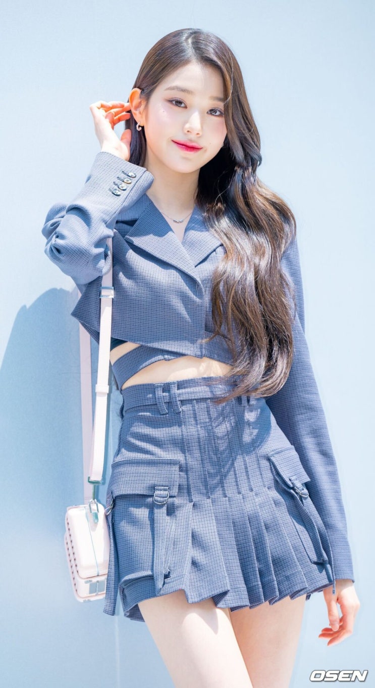 아이브 장원영·뉴진스 민지·하니·설윤, 04년 원숭이 띠 연예인엔 누가 있을까 아이브 장원영·뉴진스 민지·하니·설윤, 04년 원숭이 띠 연예인엔 누가 있을까
