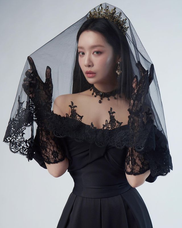 차주영 나이 학력 어둠의 신부들 블랙스완 화보 광고 모델 신작 모바일 게임 차주영 나이 학력 어둠의 신부들 블랙스완 화보 광고 모델 신작 모바일 게임