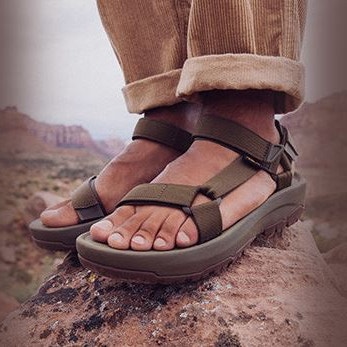  여자 여름 벨크로 샌들 브랜드 추천 테바(TEVA) 23SS 신상 가격은?