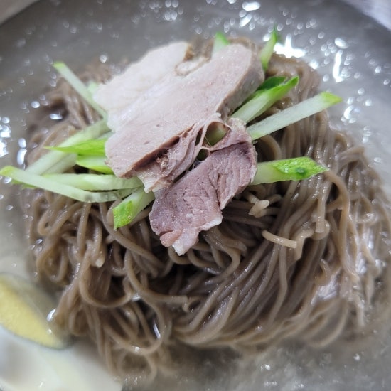  성천막국수 양재 포이사거리 동치미막국수 비빔막국수